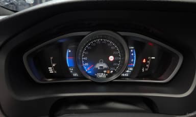 V40