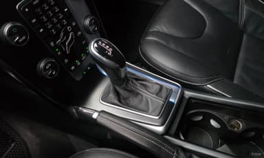V40