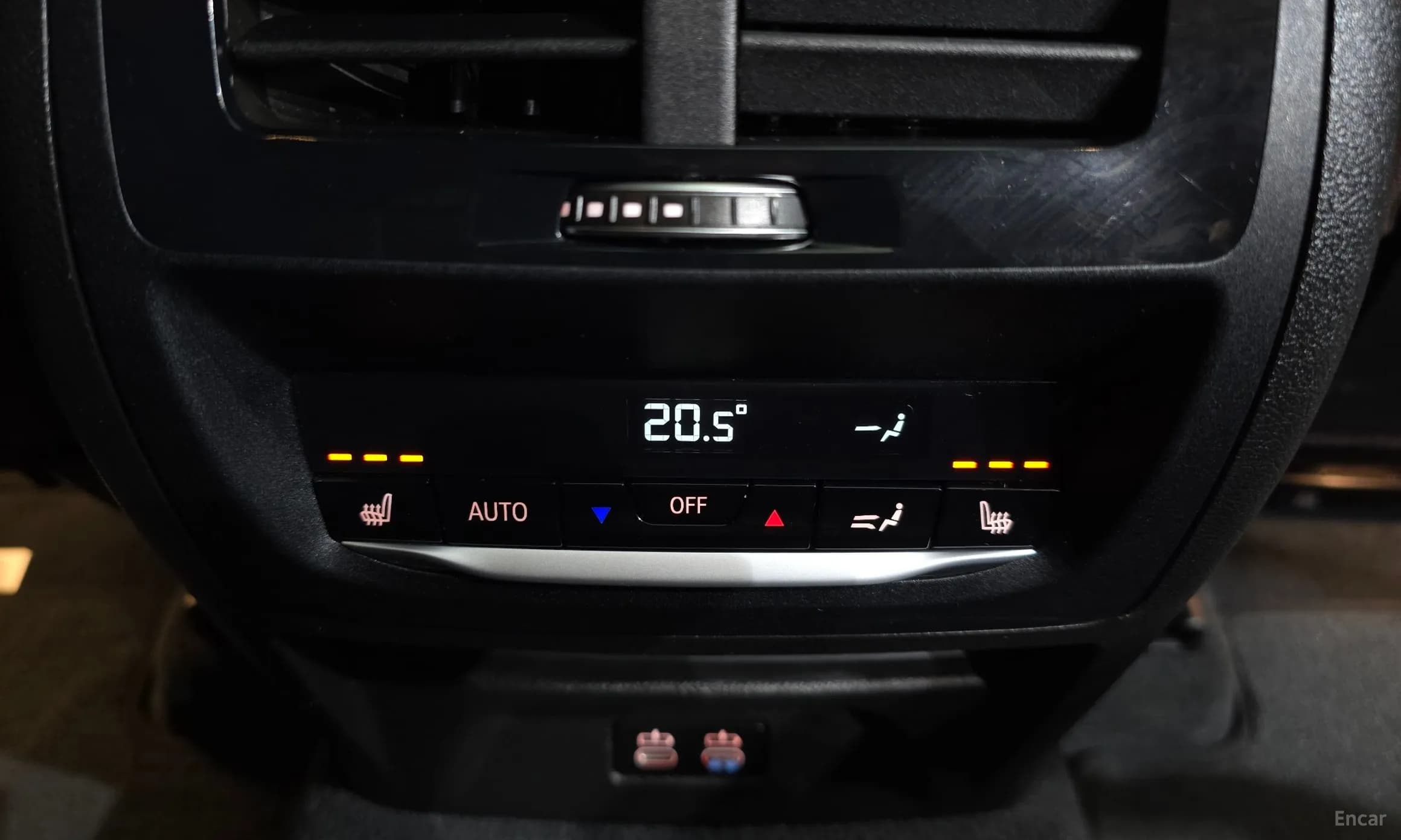 X4 (G02)