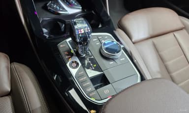 X4 (G02)
