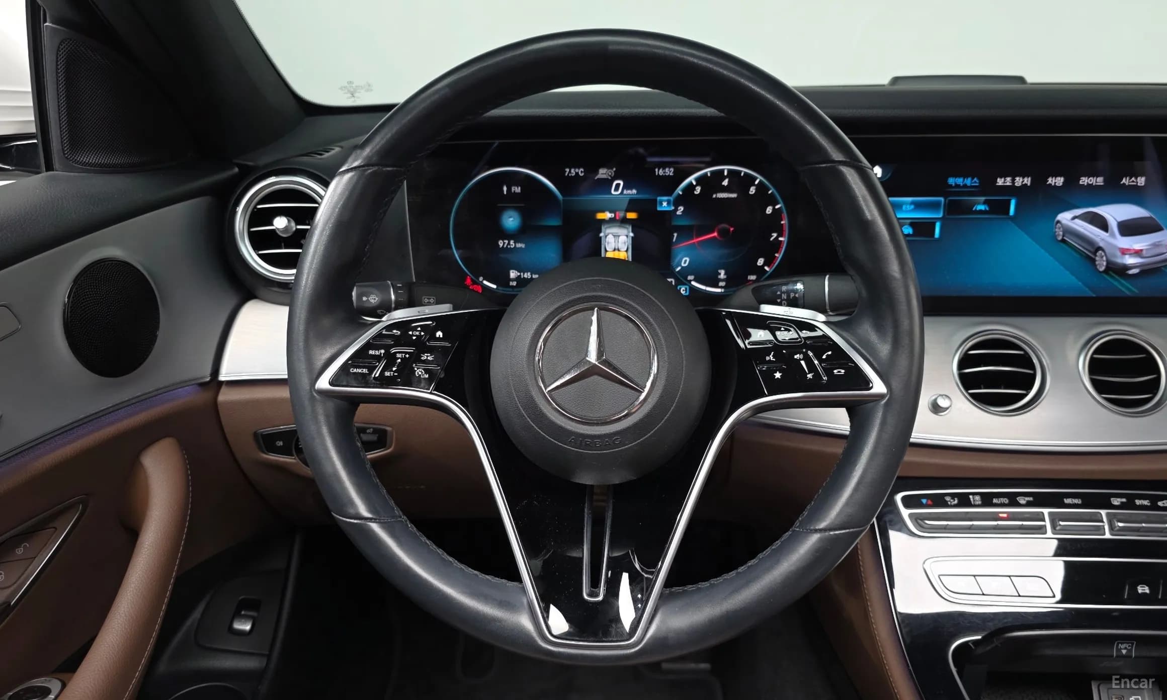 E-Class W213