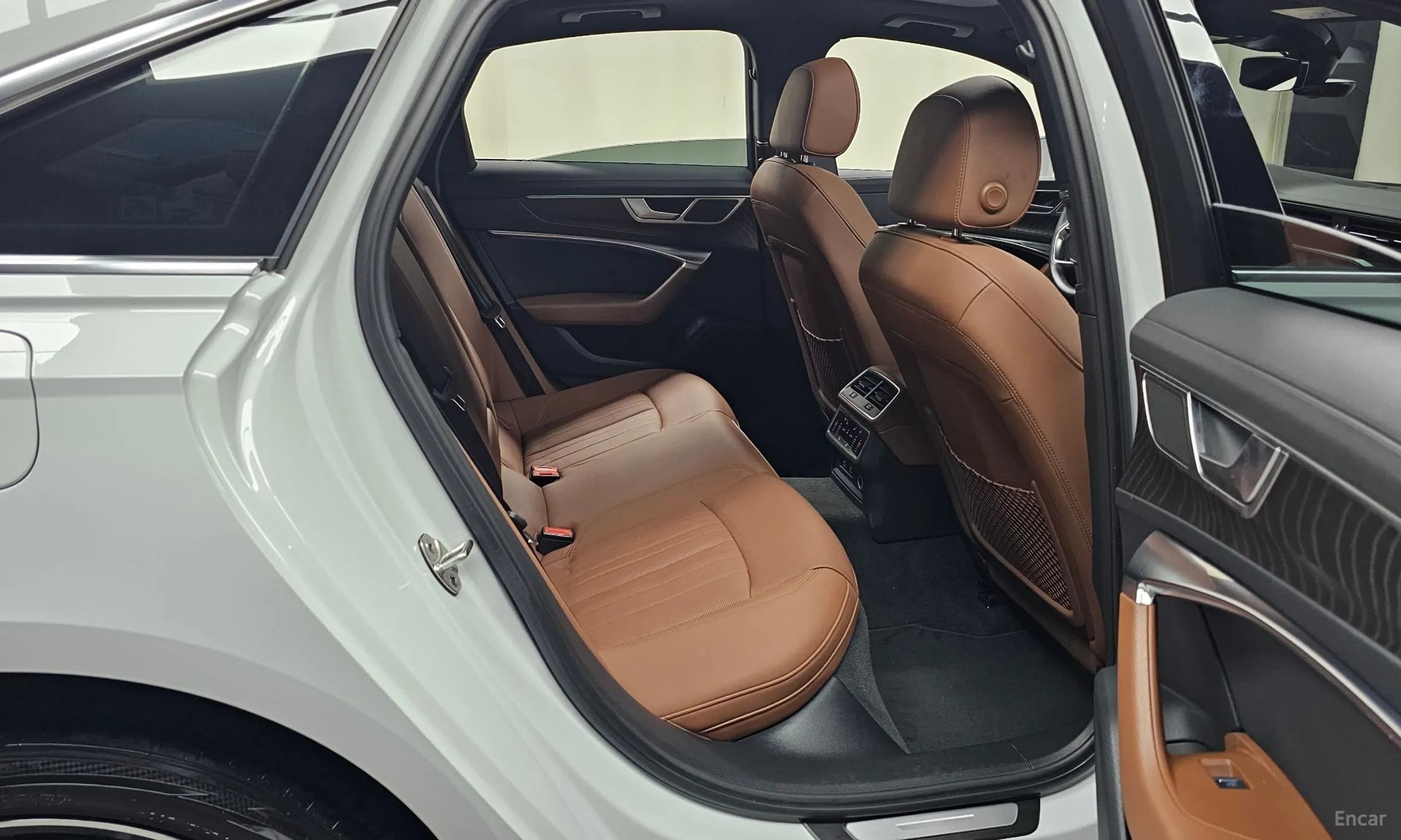 A6 (C8)