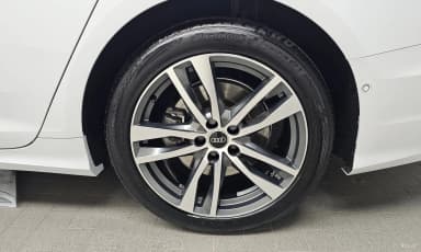 A6 (C8)