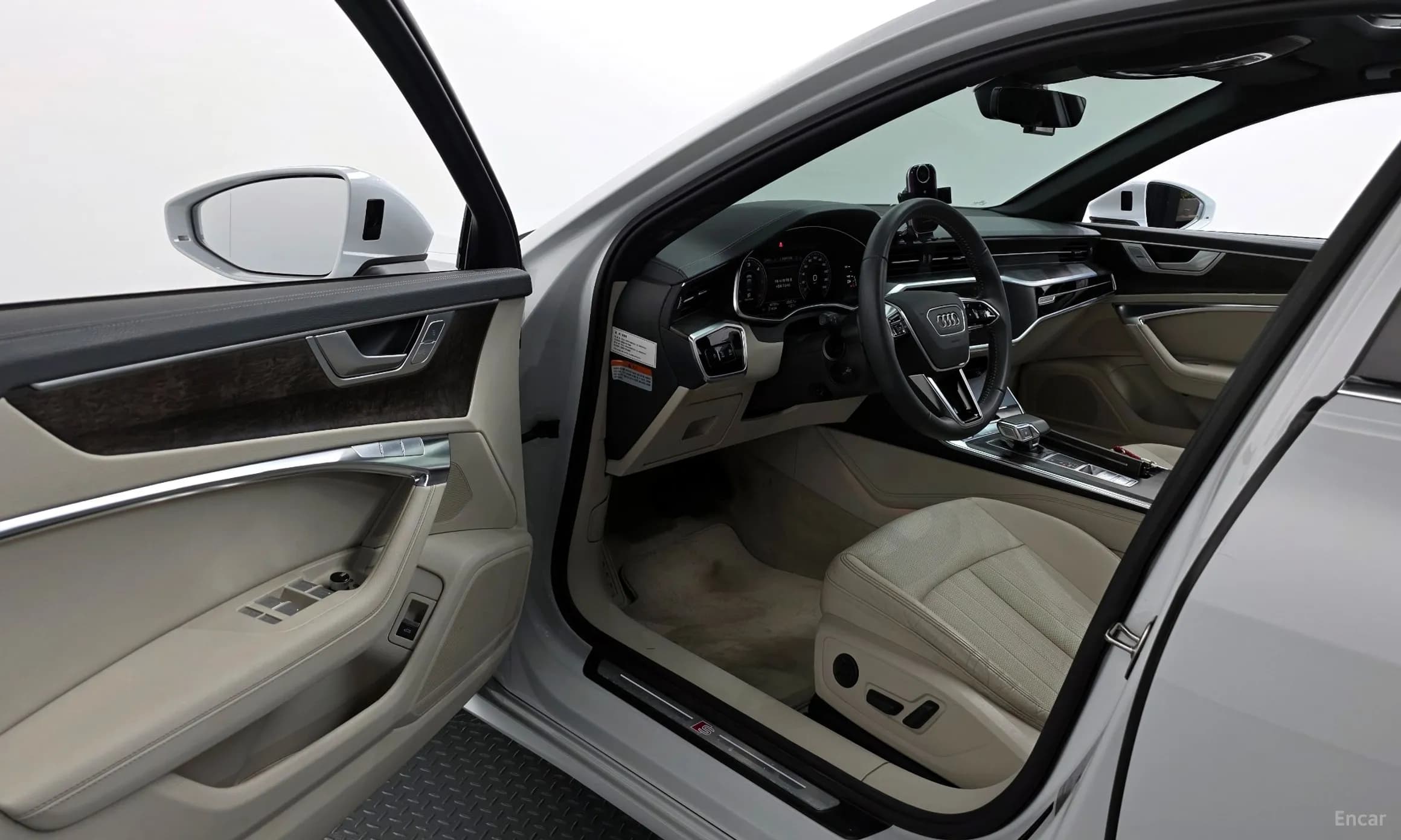 A6 (C8)