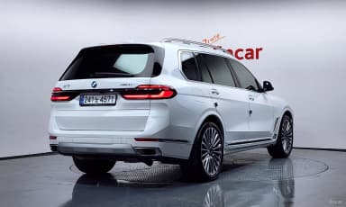 X7 (G07)