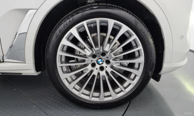 X7 (G07)