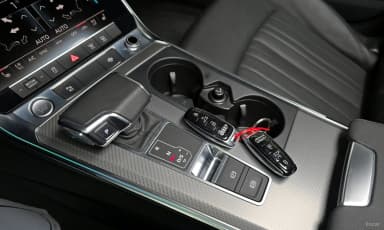 A6 (C8)