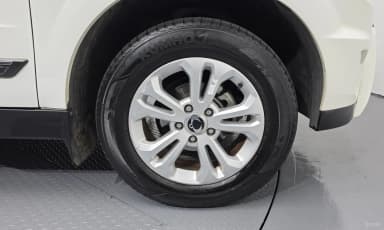 Korando Sports