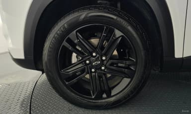 Trax Crossover