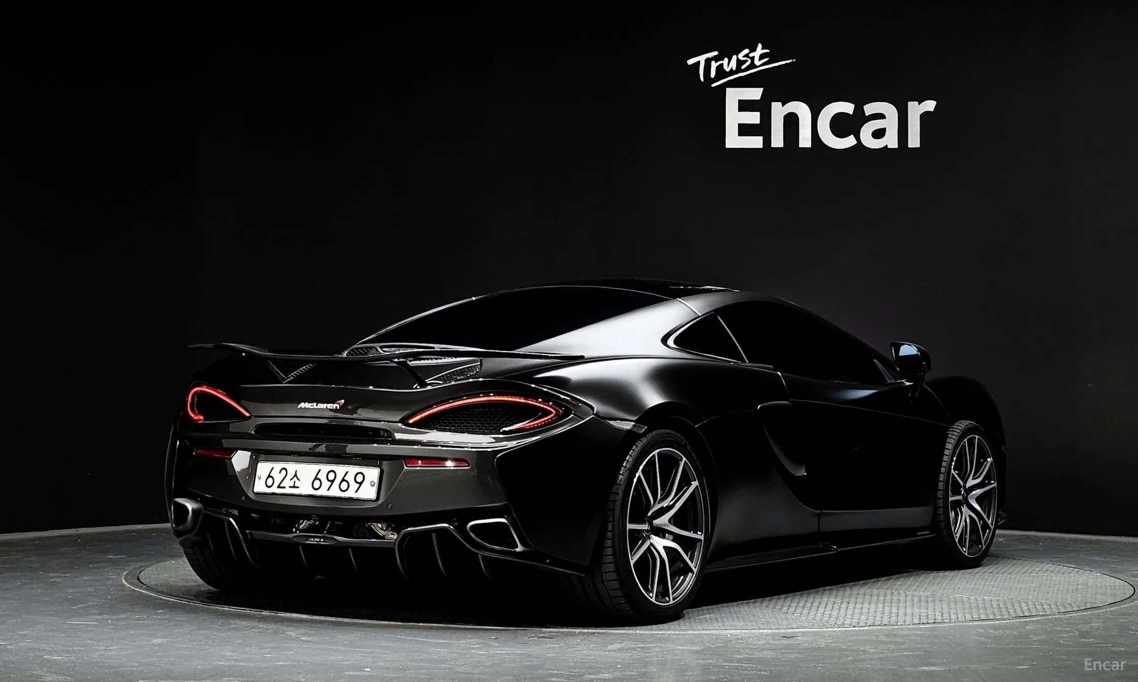 570GT