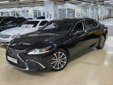 ES300h 7th Generation