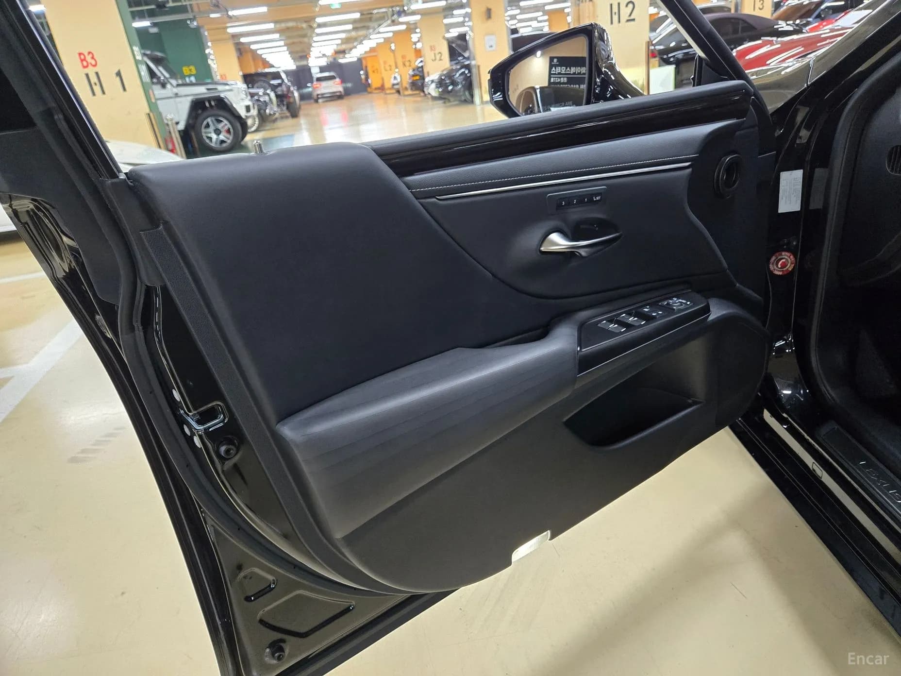 ES300h 7th Generation