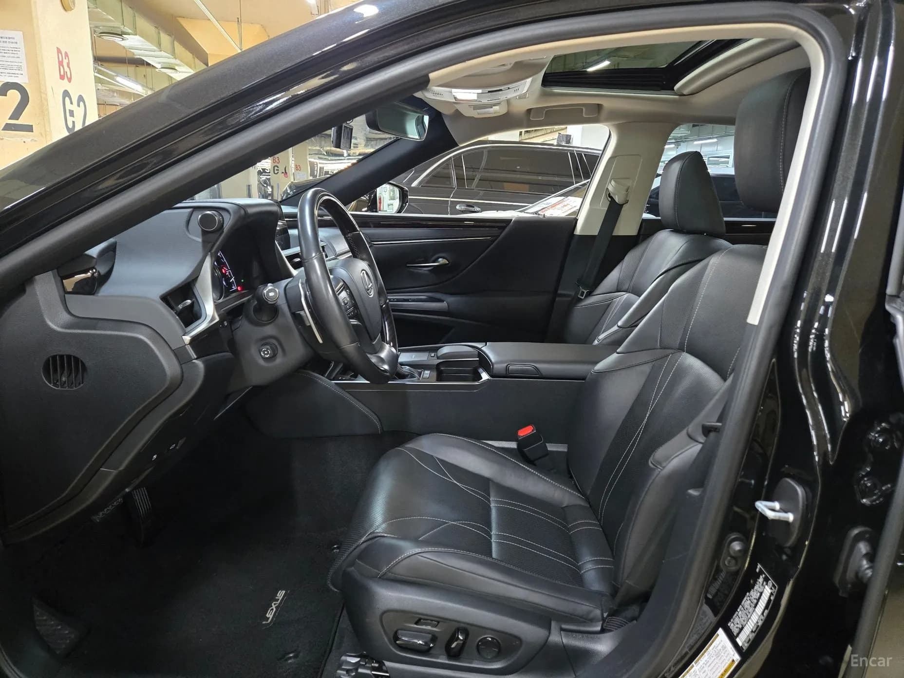 ES300h 7th Generation