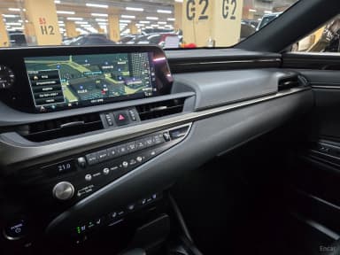 ES300h 7th Generation