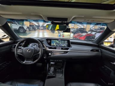 ES300h 7th Generation