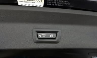 X3 (G01)