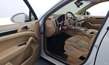 New Cayenne