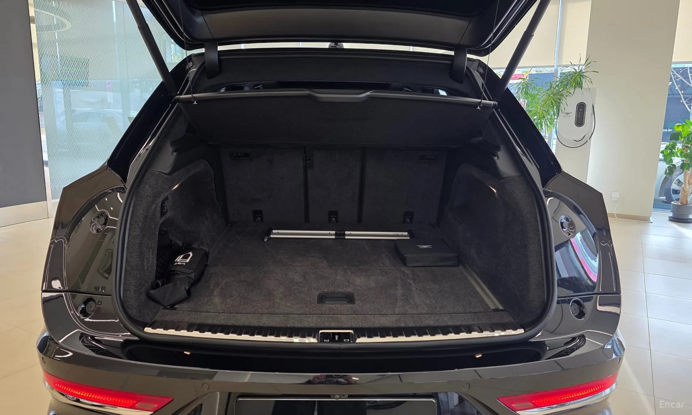 Bentayga