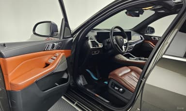 X7 (G07)