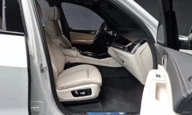 X5 (G05)