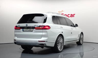 X7 (G07)