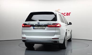 X7 (G07)