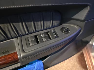 300C