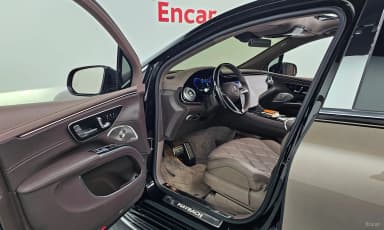EQS SUV X296