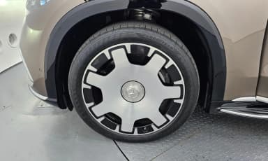 EQS SUV X296