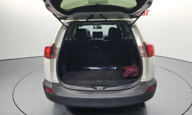 RAV4