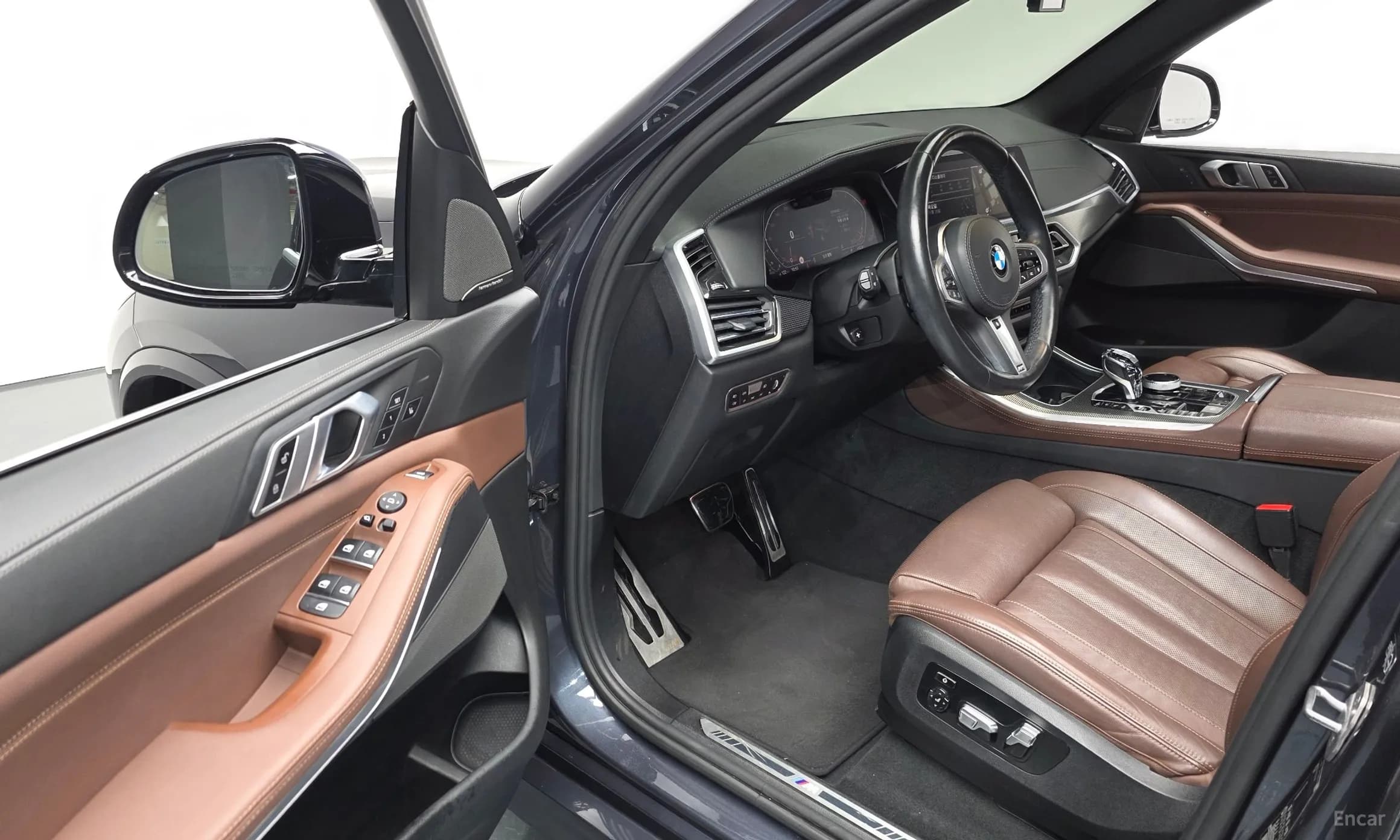 X5 (G05)