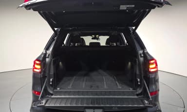 X5 (G05)