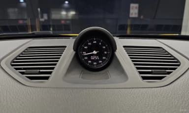 911 (992)