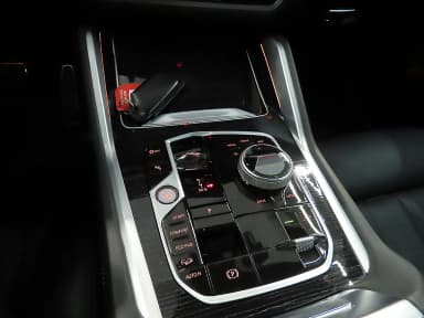 X6 (G06)