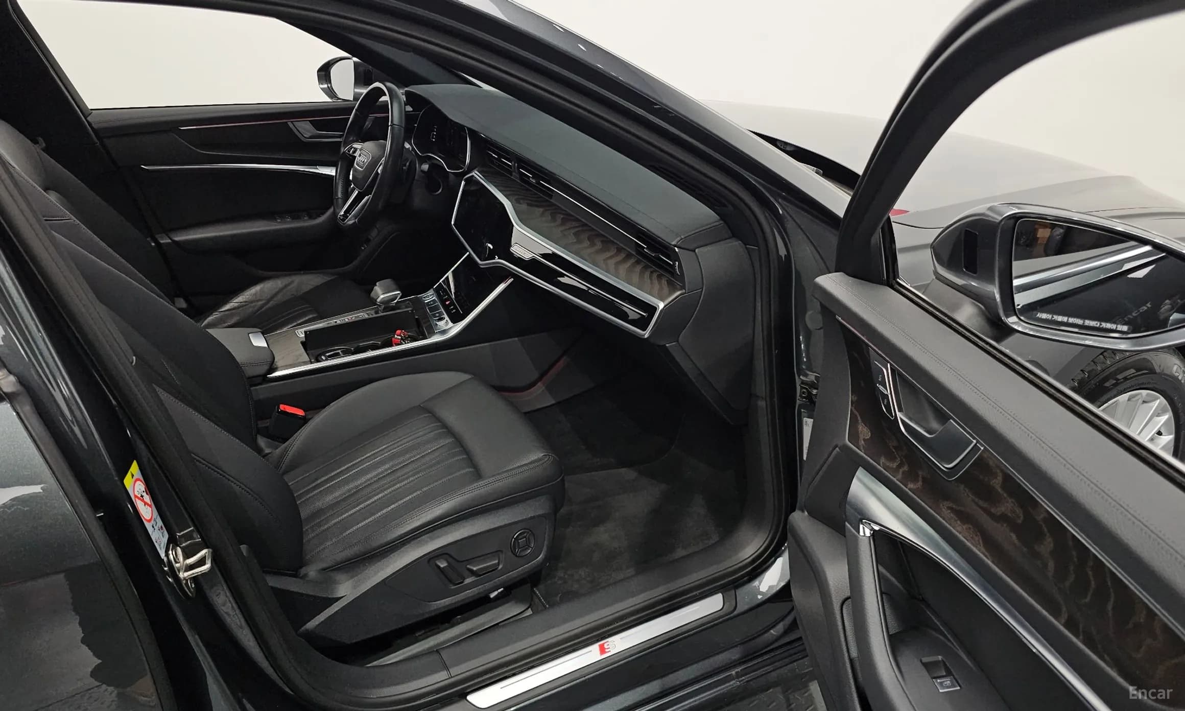 A6 (C8)