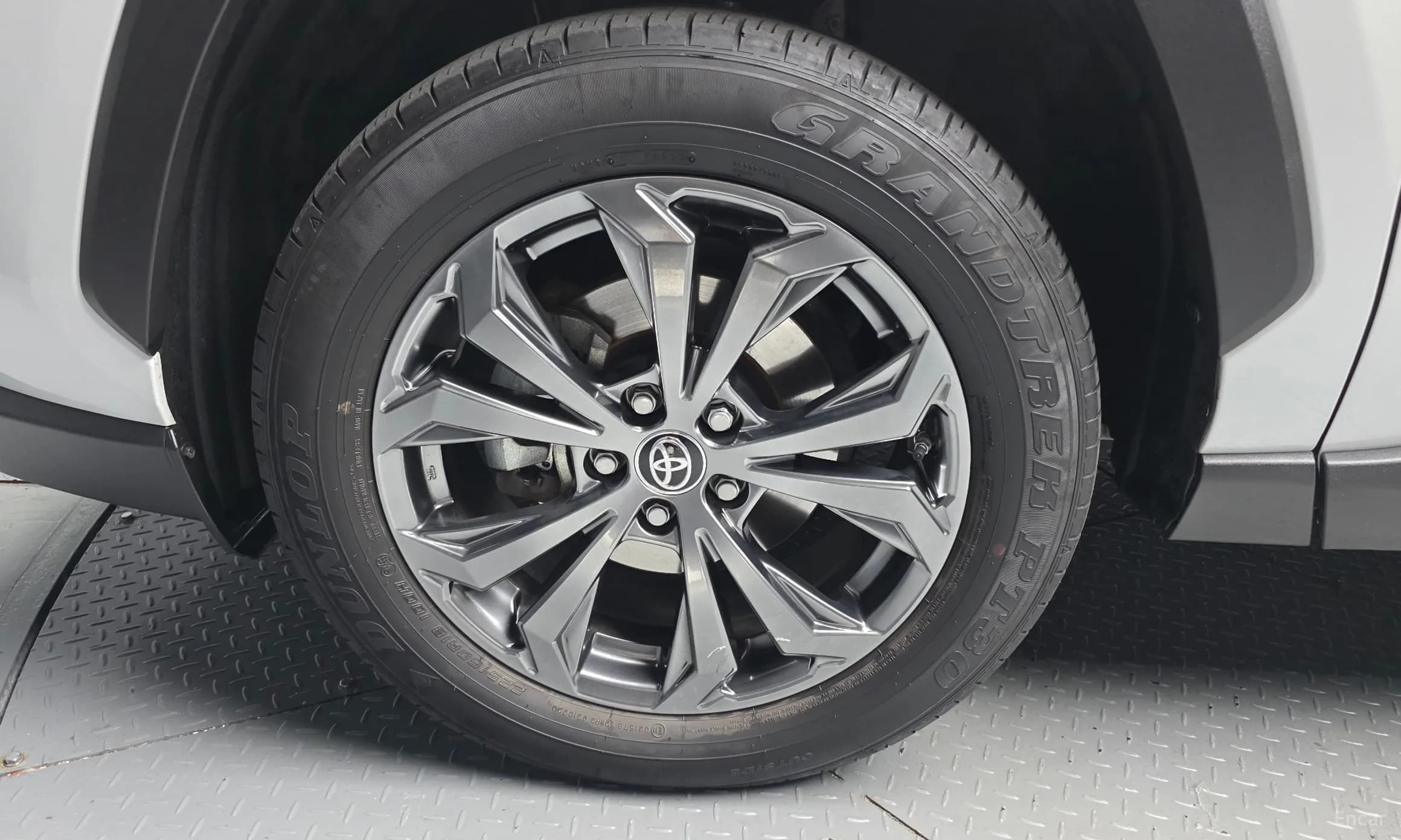 RAV4 5th Generation