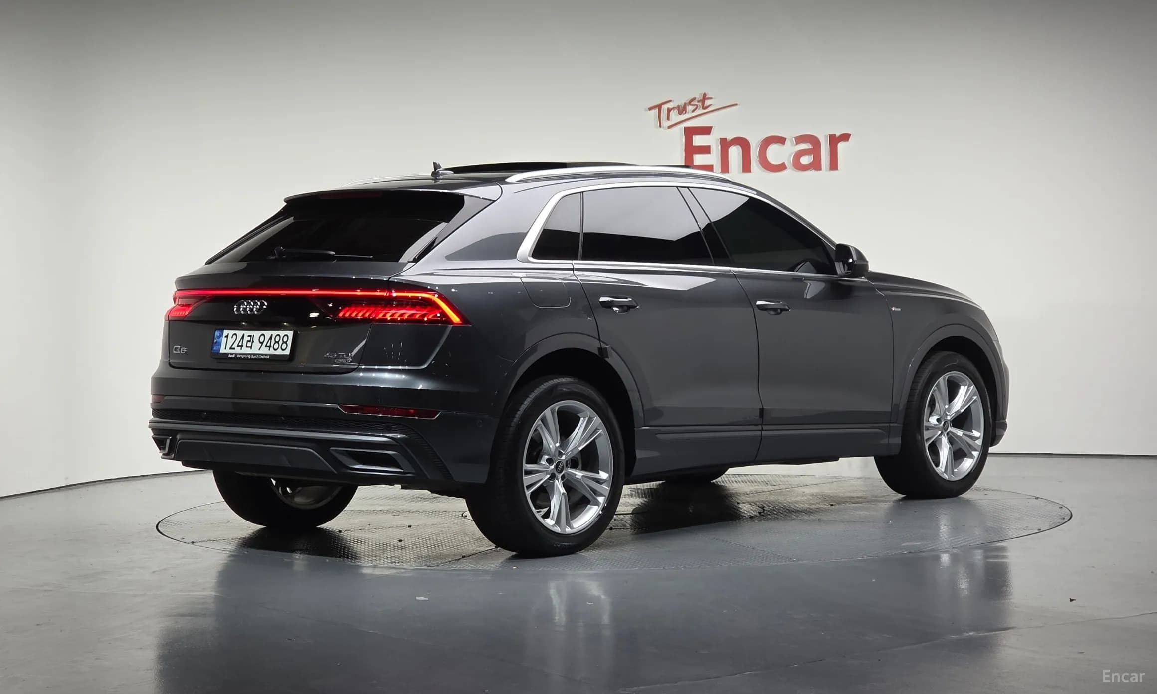 Q8 (4M)