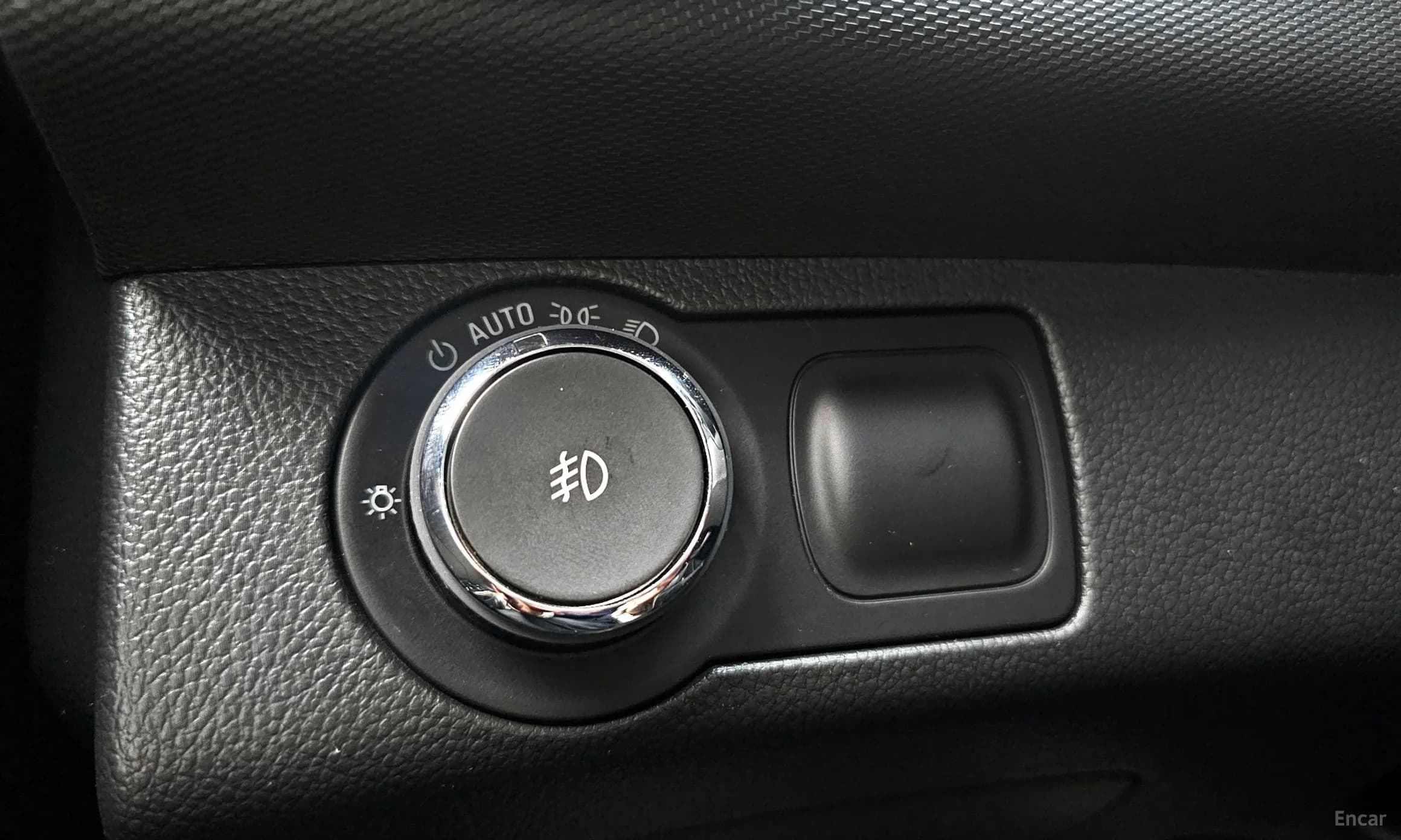 Aveo Hatchback