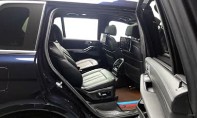 X7 (G07)