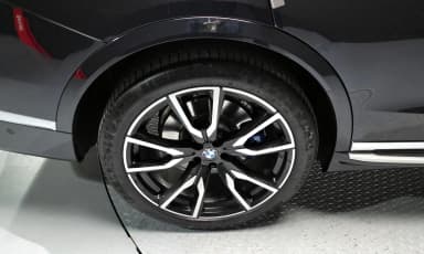 X7 (G07)
