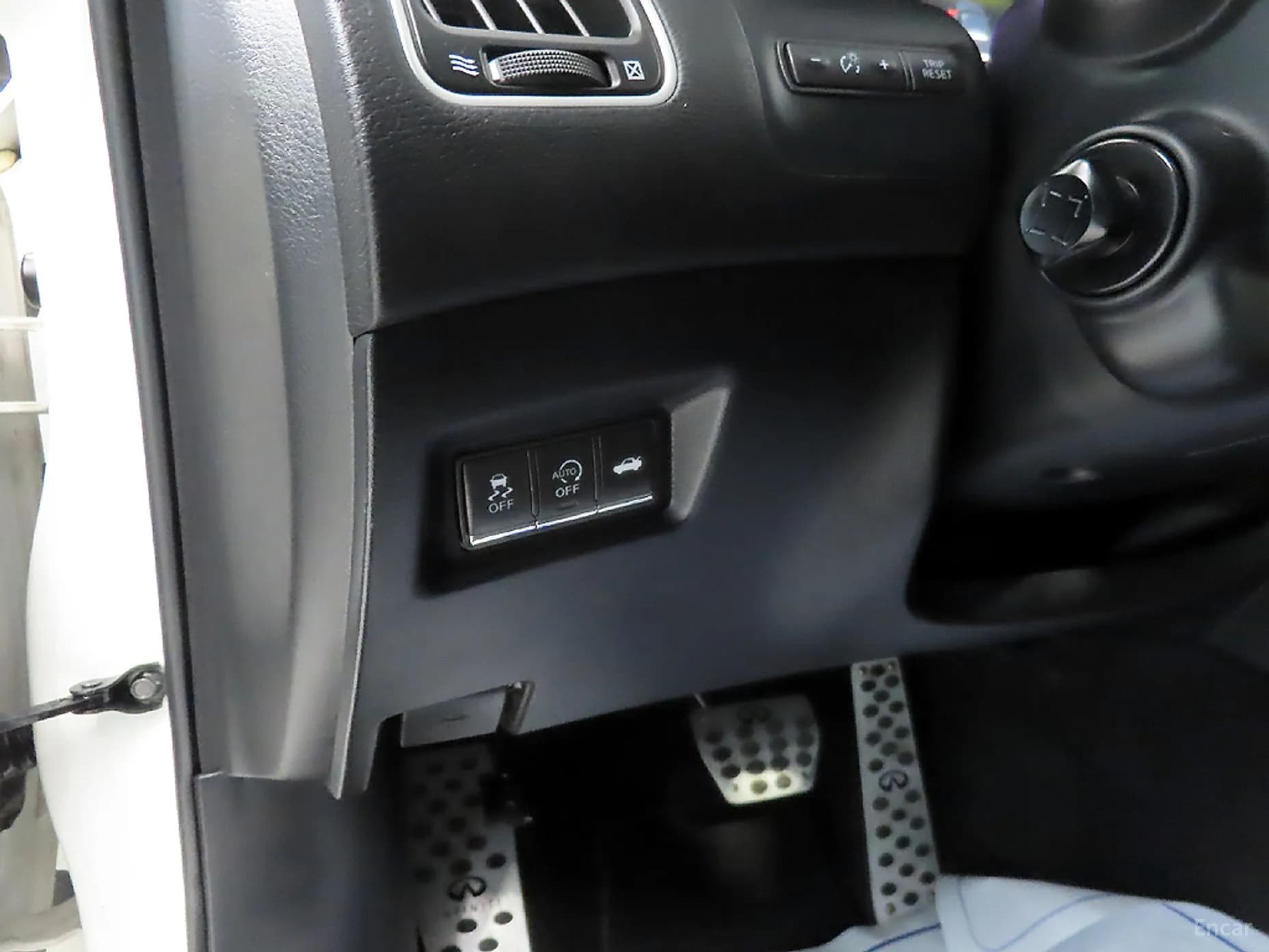 Q50