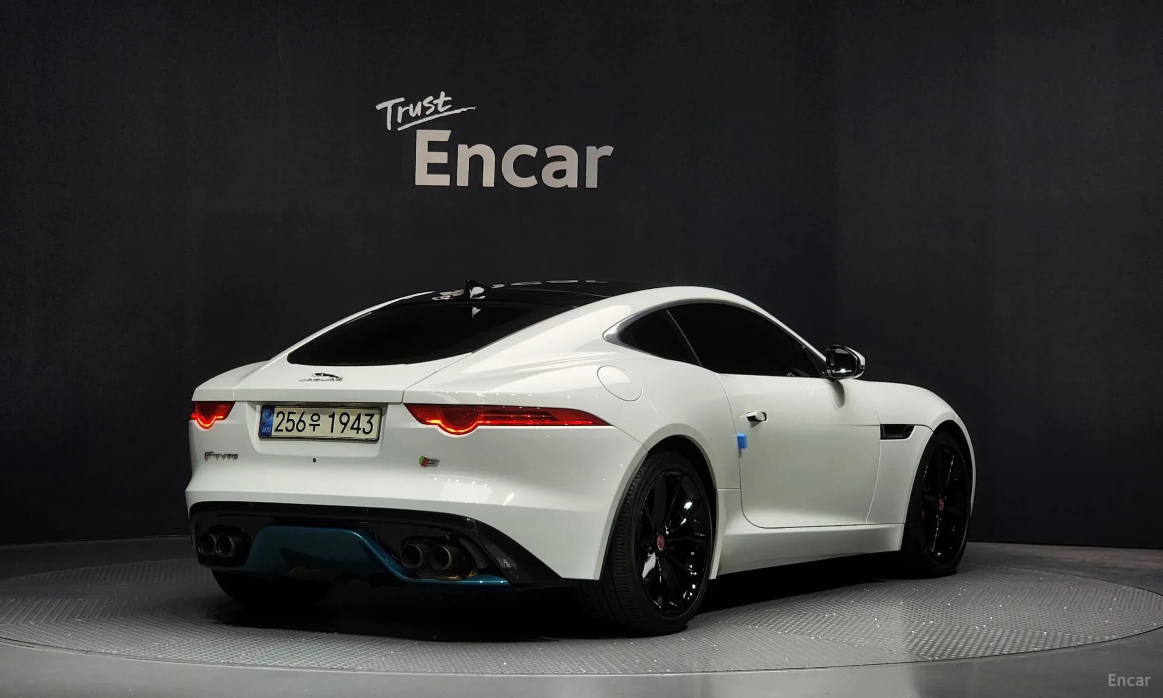 F-TYPE