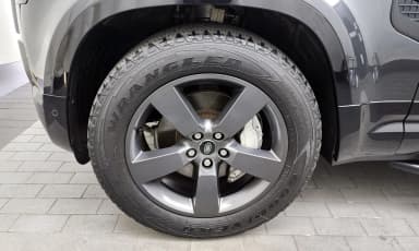 Defender (L663)