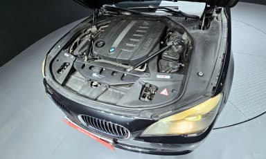 7 Series (F01)
