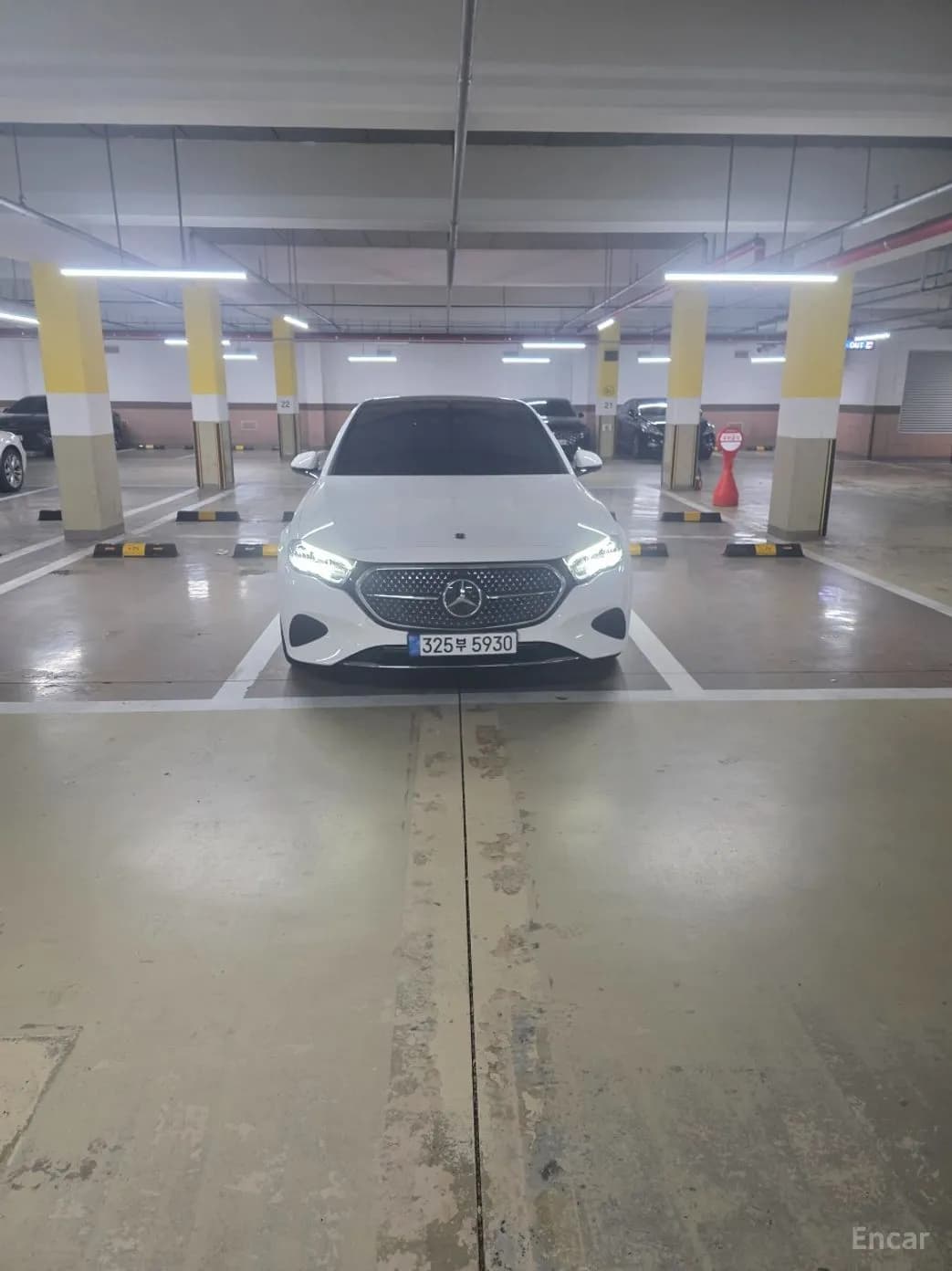 E-Class W214