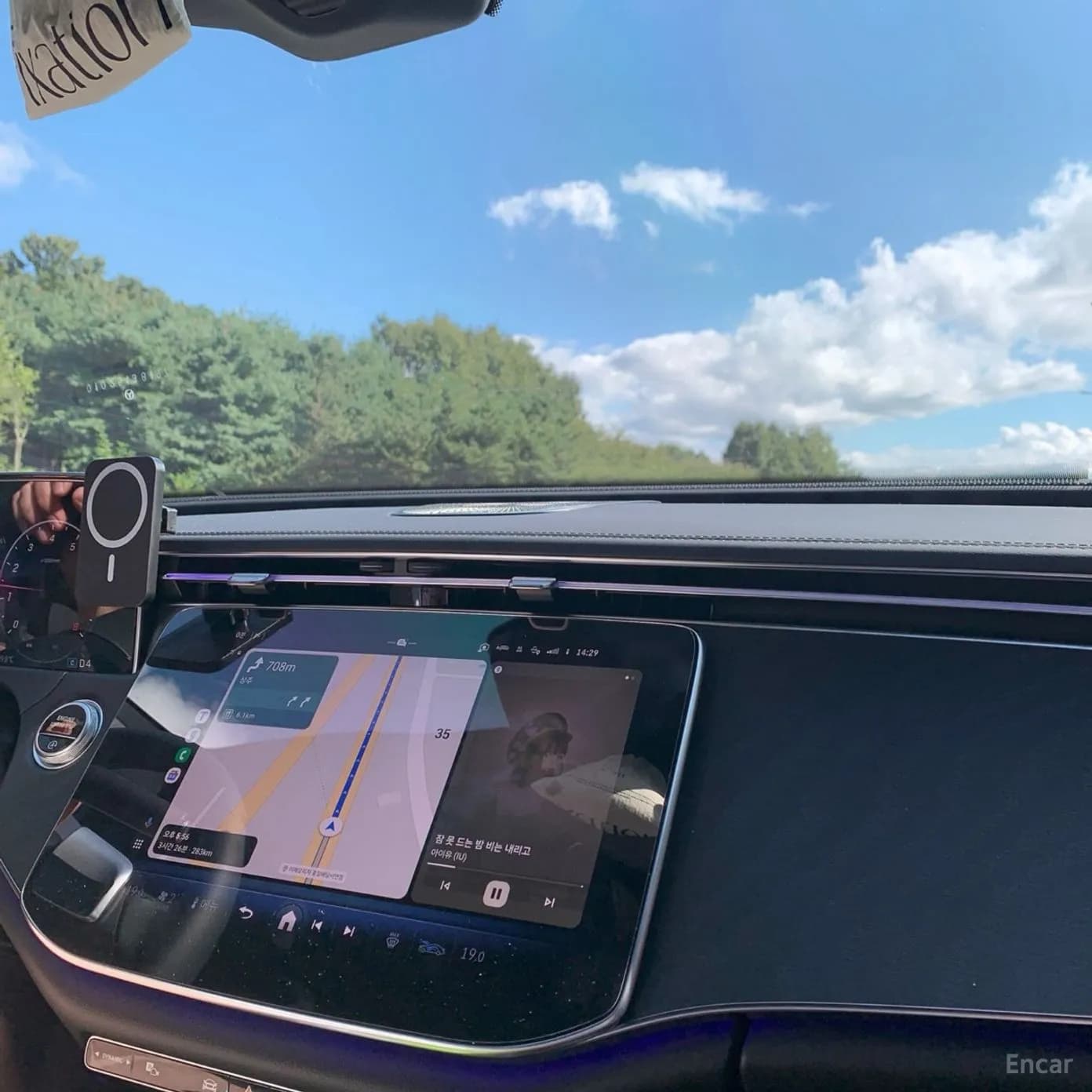 E-Class W214