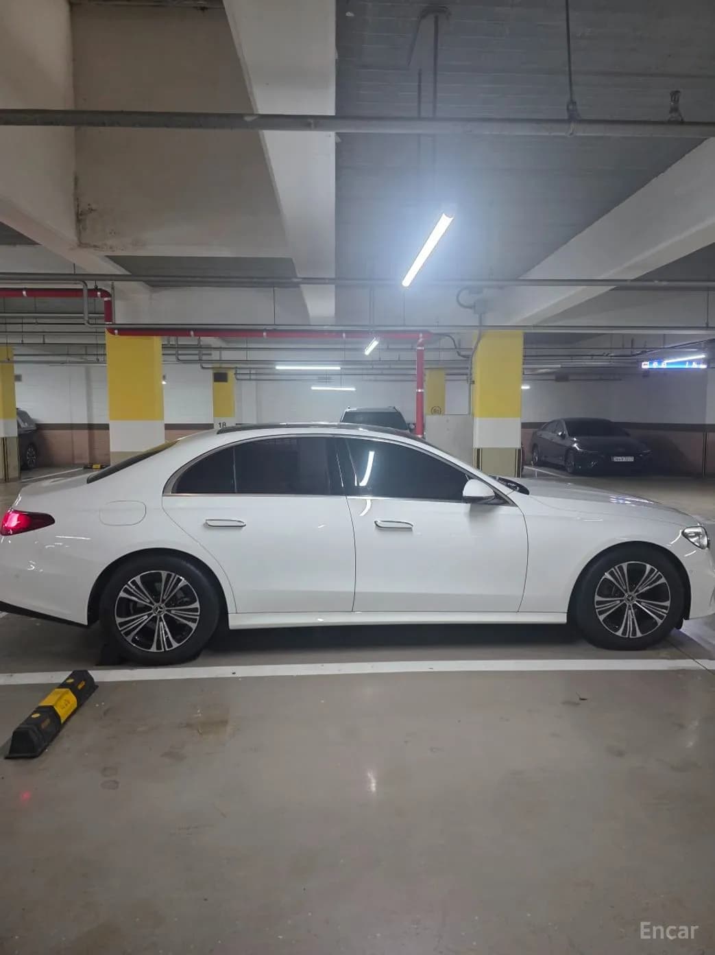 E-Class W214
