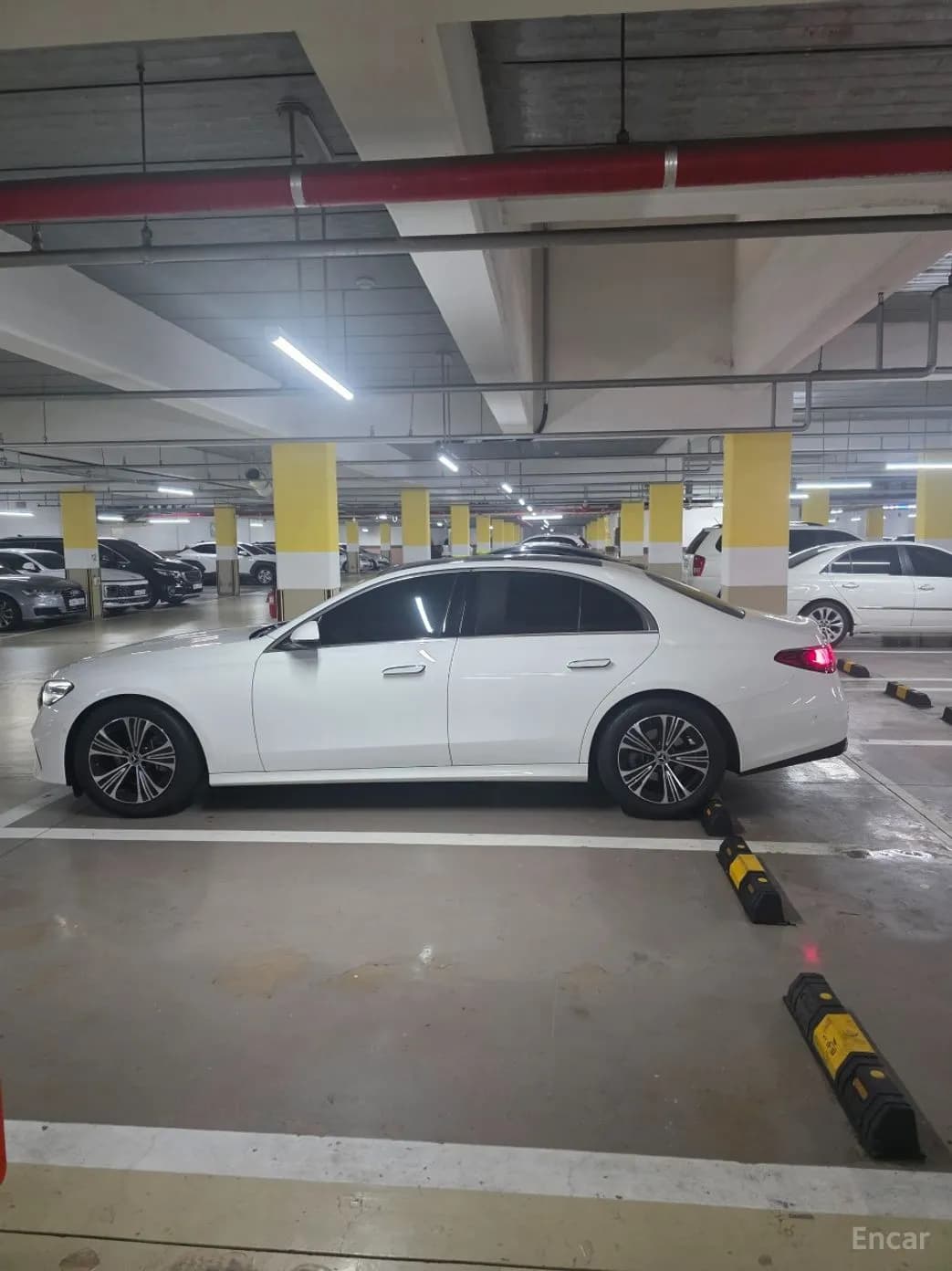 E-Class W214
