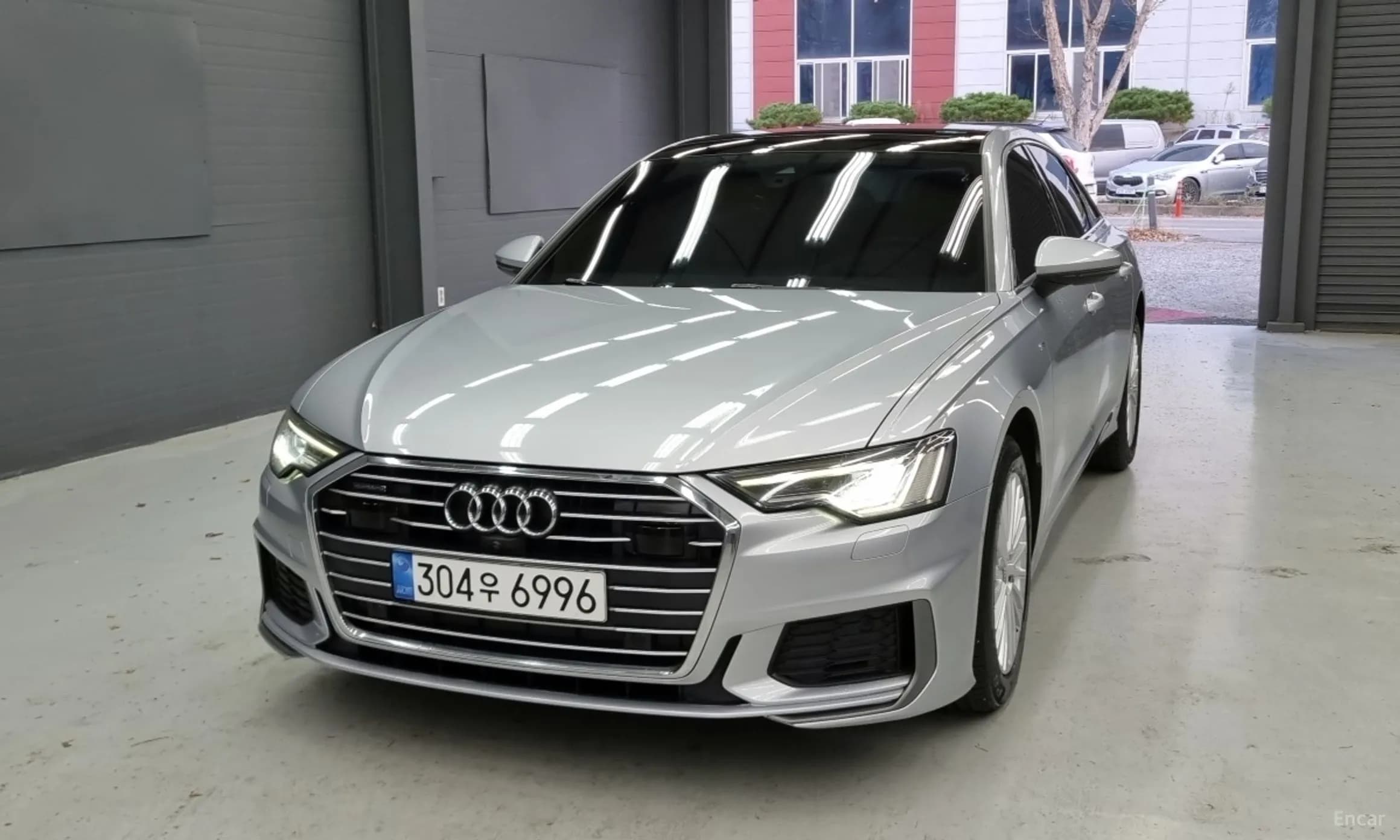 A6 (C8)