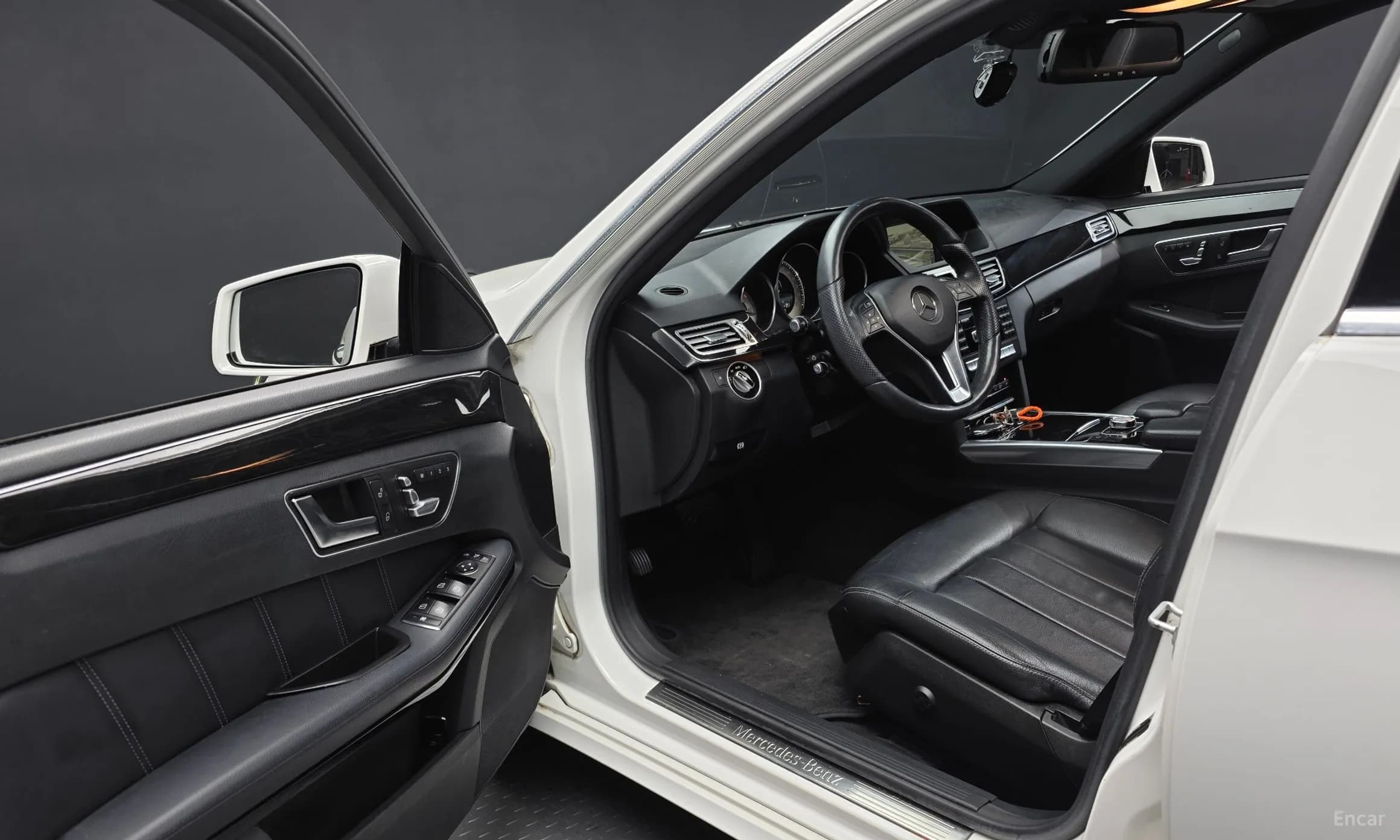E-Class W212